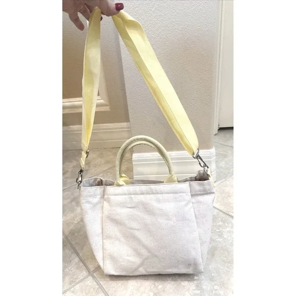 Starbucks Exclusive Tote bag - Ivory Canvas Yellow Top Handle Crossbody Zip Top - Picture 2 of 10